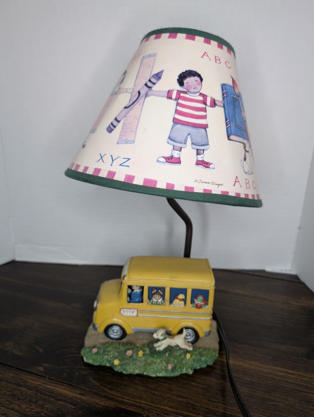 Vintage Susan Winget Children in the Schoolbus Lamp Shade Nursery Decor Working